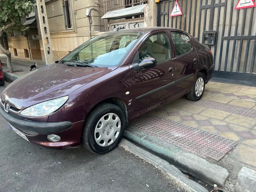 پژو ۲۰۶ صندوق دار v8 - 1394