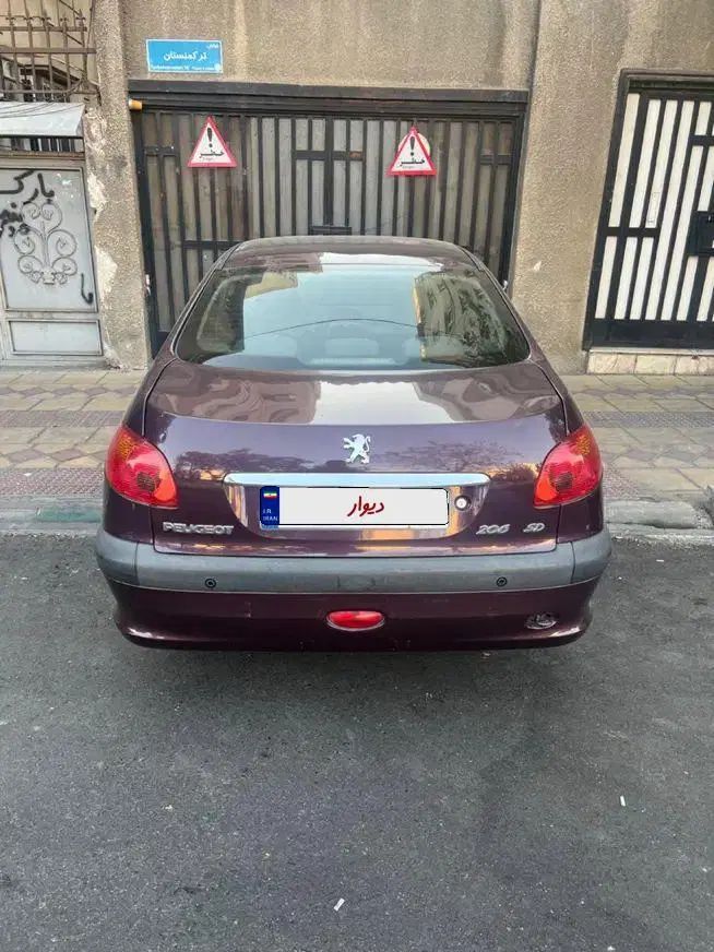 پژو ۲۰۶ صندوق دار v8 - 1394