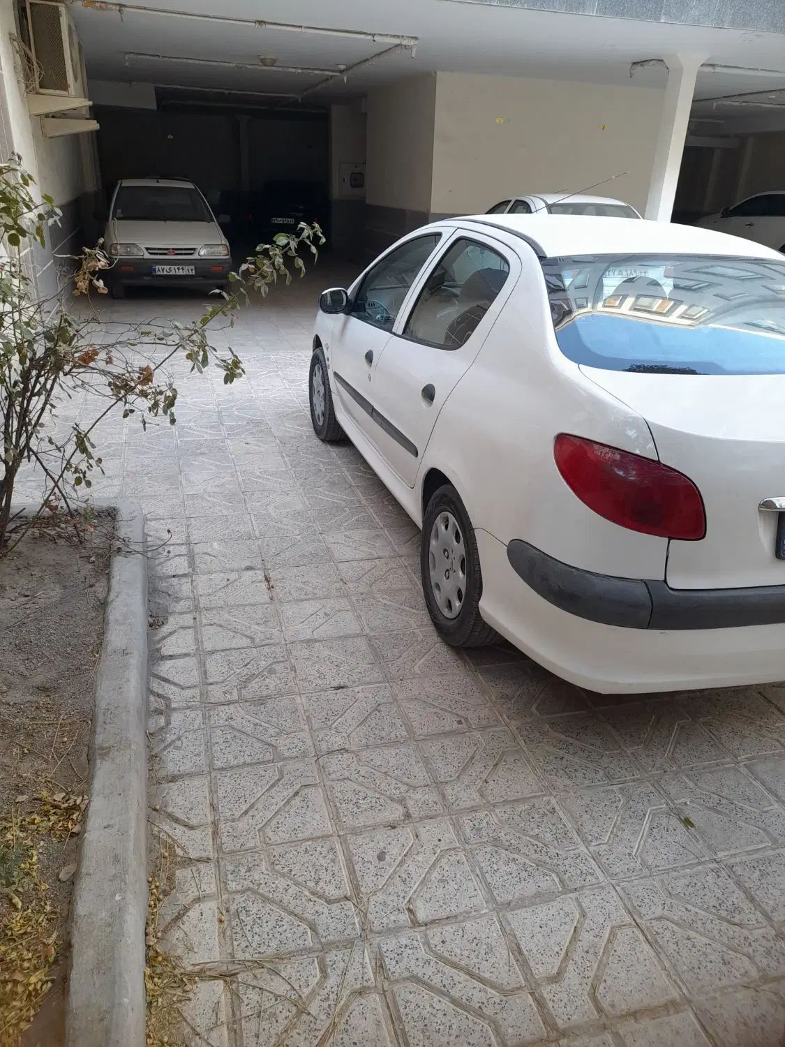 پژو ۲۰۶ صندوق دار v8 - 1387
