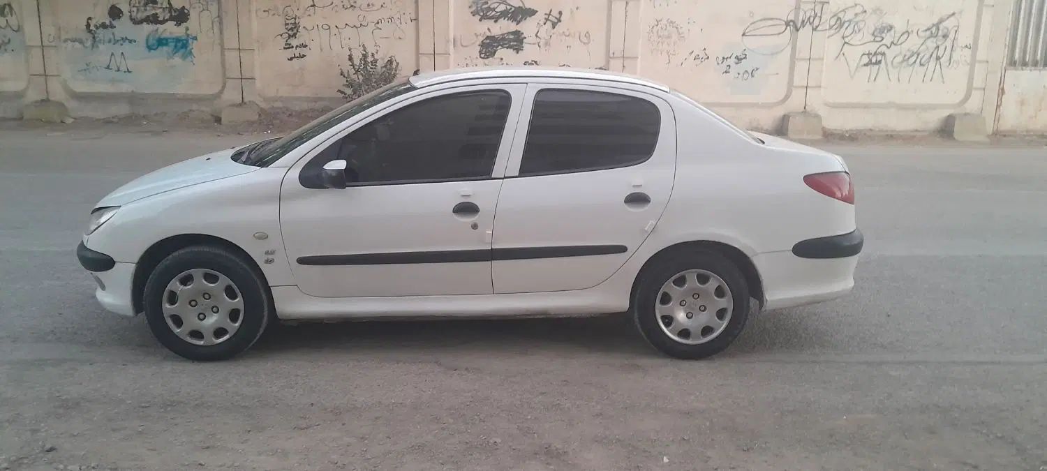 پژو ۲۰۶ صندوق دار v8 - 1395