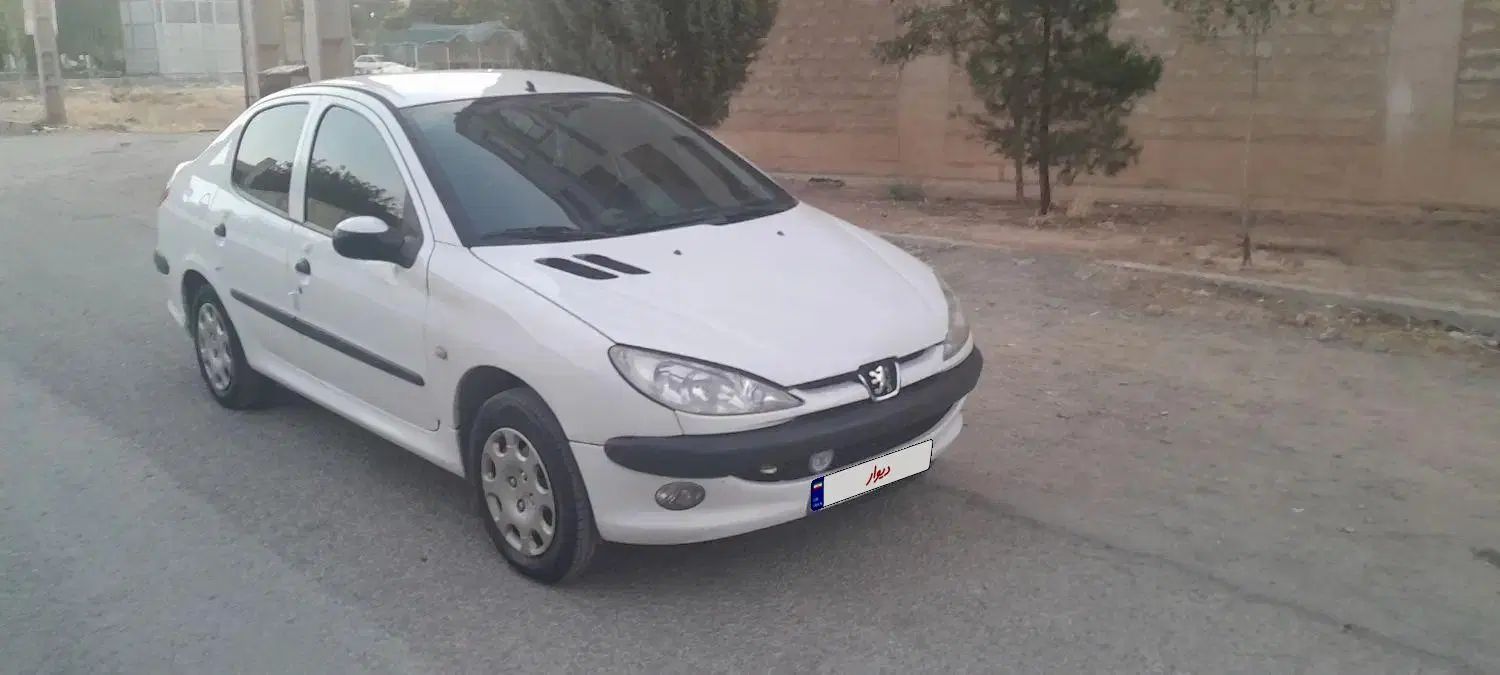 پژو ۲۰۶ صندوق دار v8 - 1395