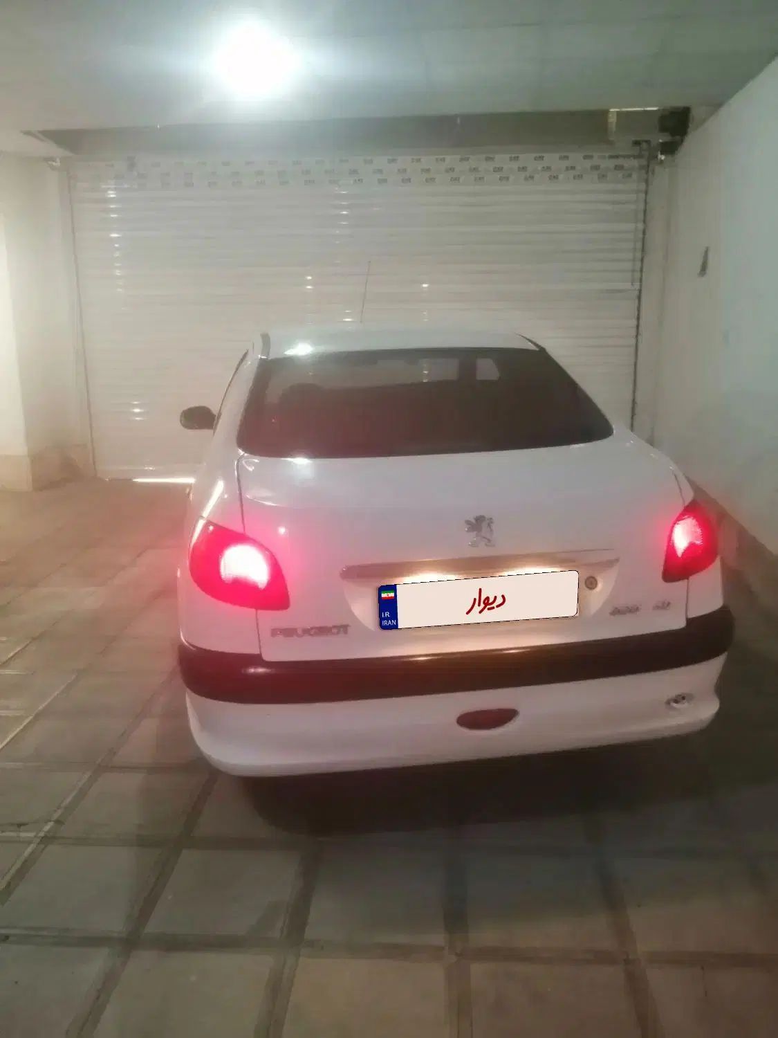 پژو ۲۰۶ صندوق دار v8 - 1394