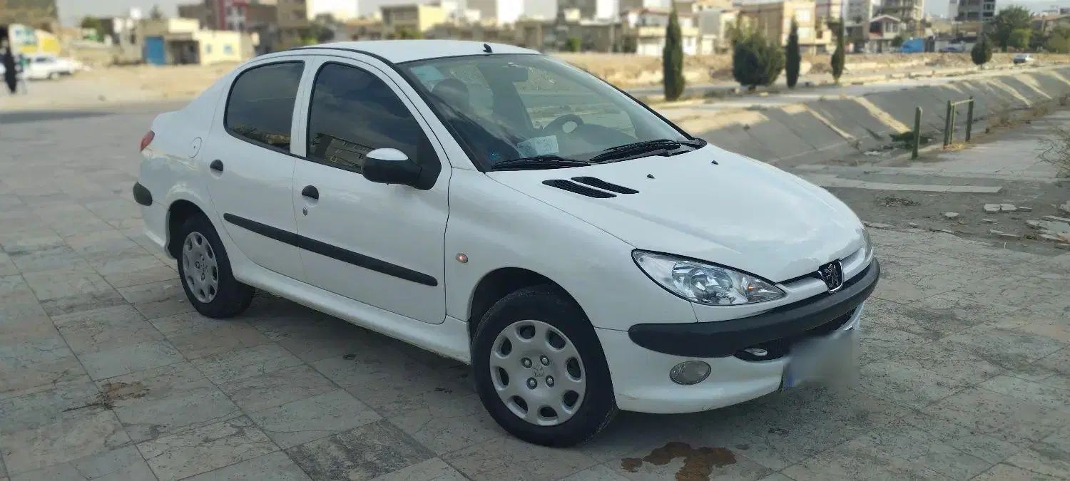 پژو ۲۰۶ صندوق دار v8 - 1396