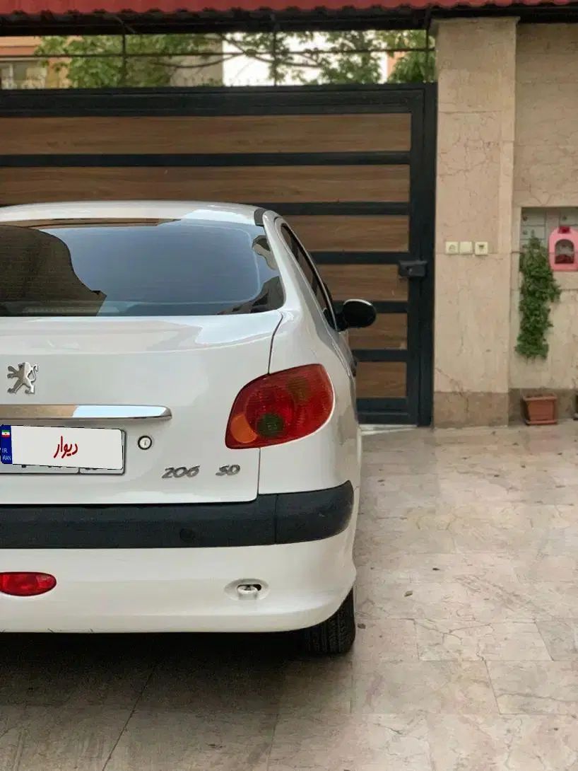 پژو ۲۰۶ صندوق دار v8 - 1392