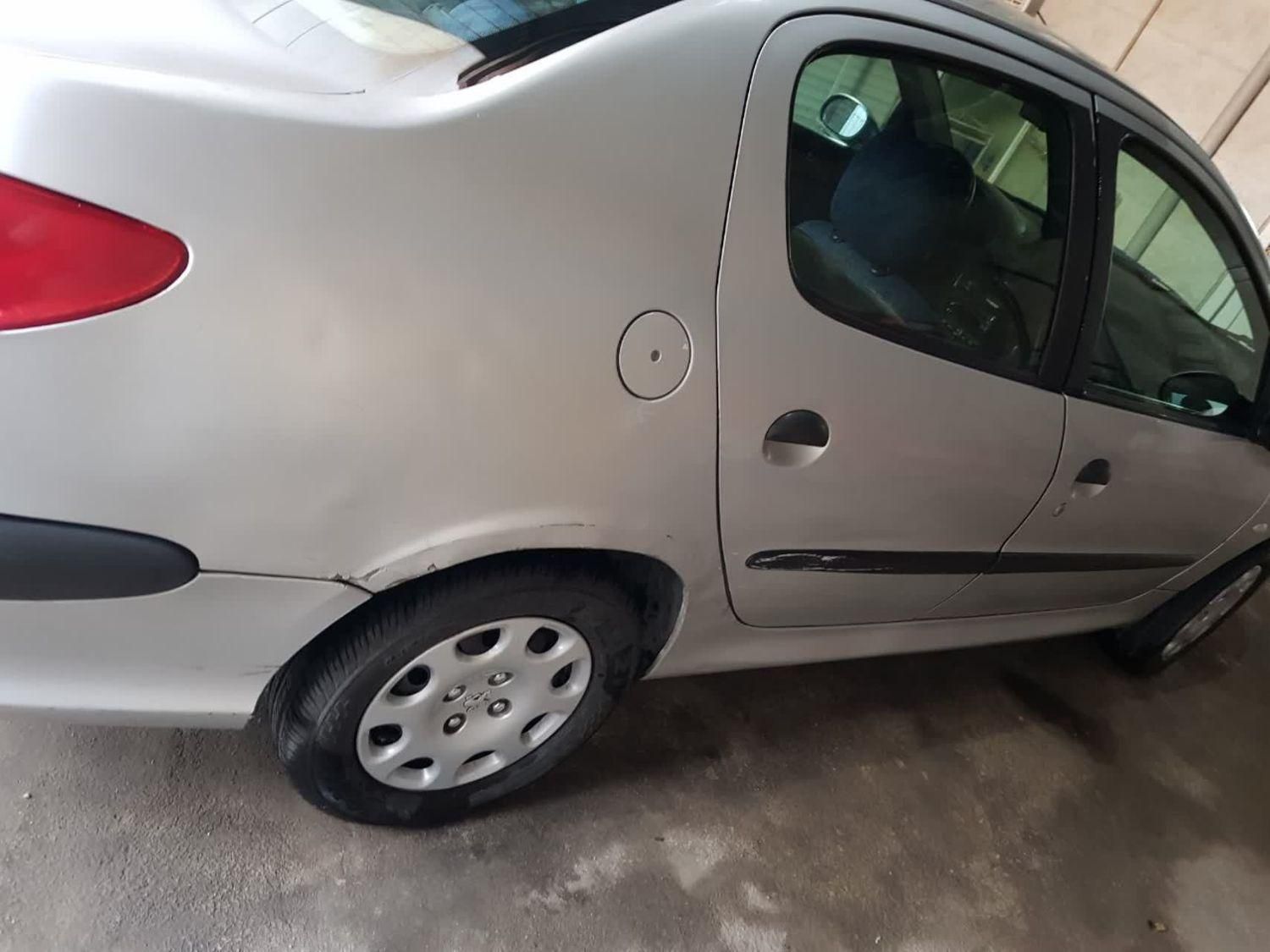 پژو ۲۰۶ صندوق دار v8 - 1385