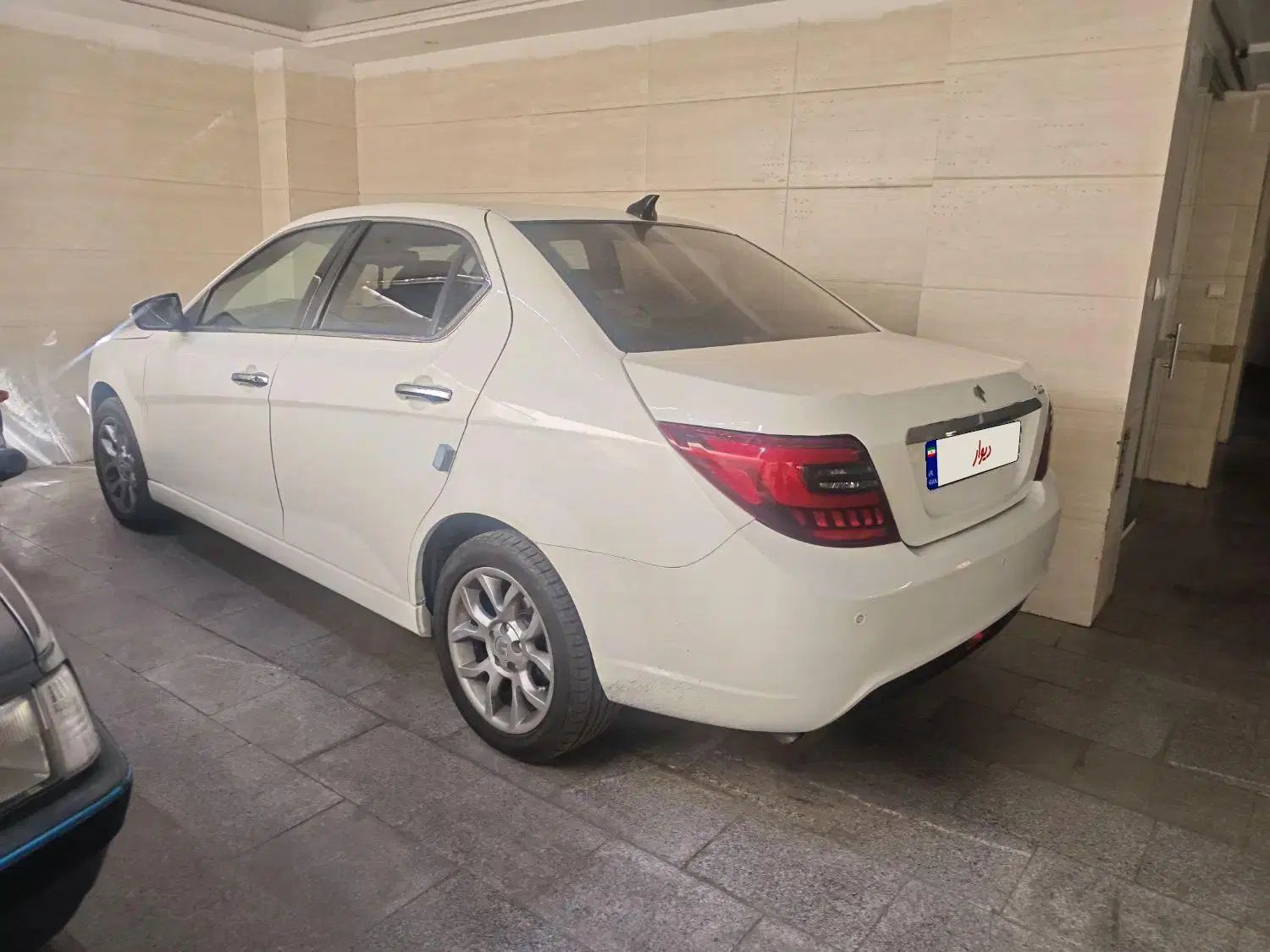 دنا پلاس توربو 6 دنده - 1401