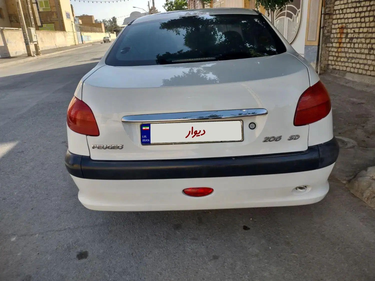 پژو ۲۰۶ صندوق دار v8 - 1388