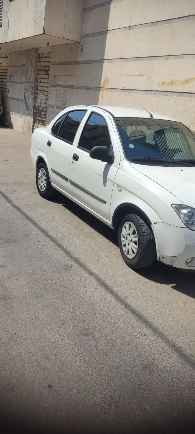 تیبا صندوق دار SX - 1400
