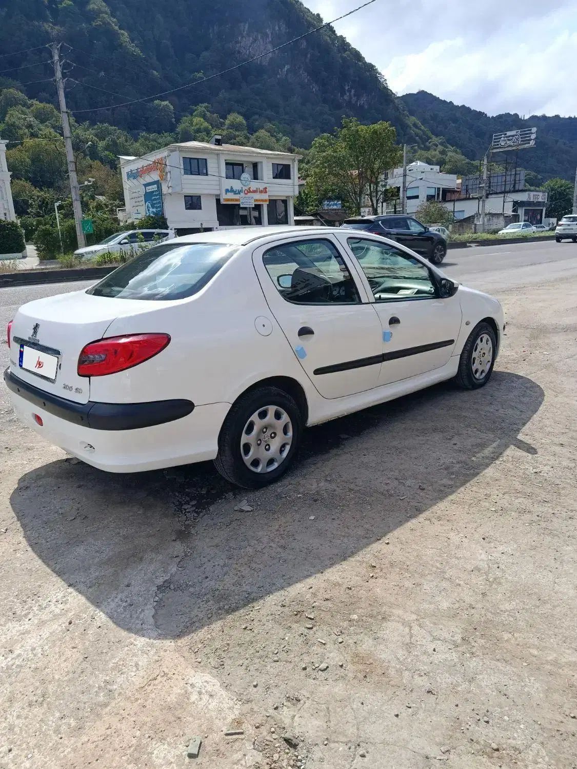 پژو ۲۰۶ صندوق دار v20 - 1390
