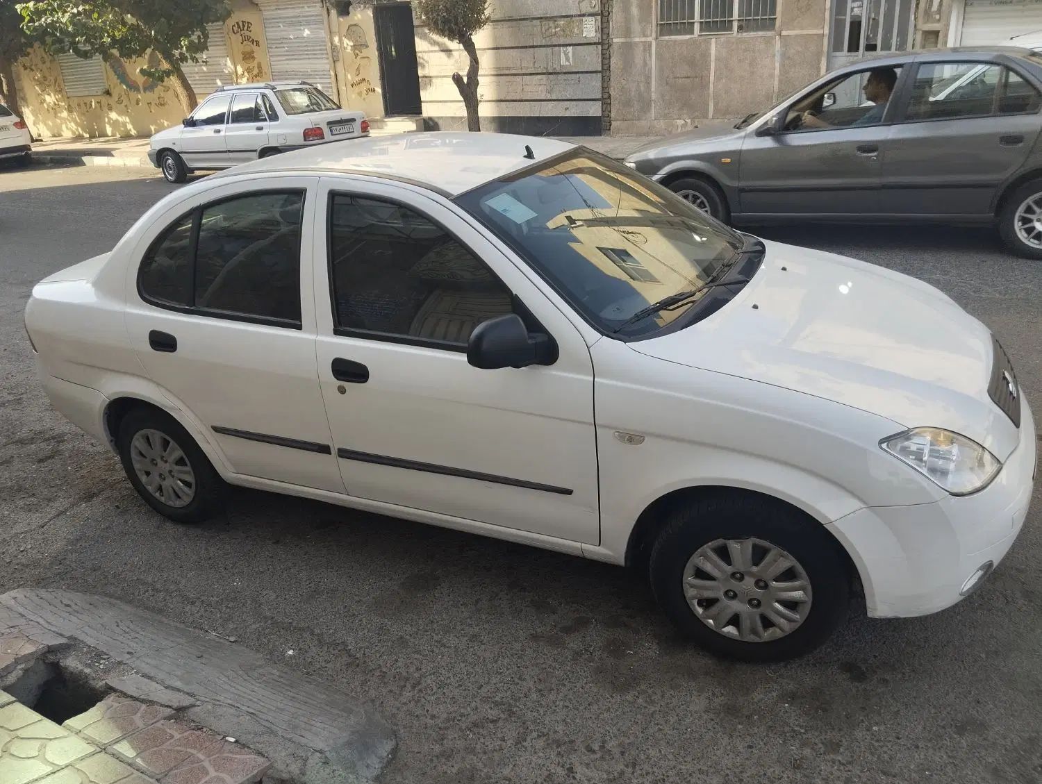 تیبا صندوق دار SX - 1400