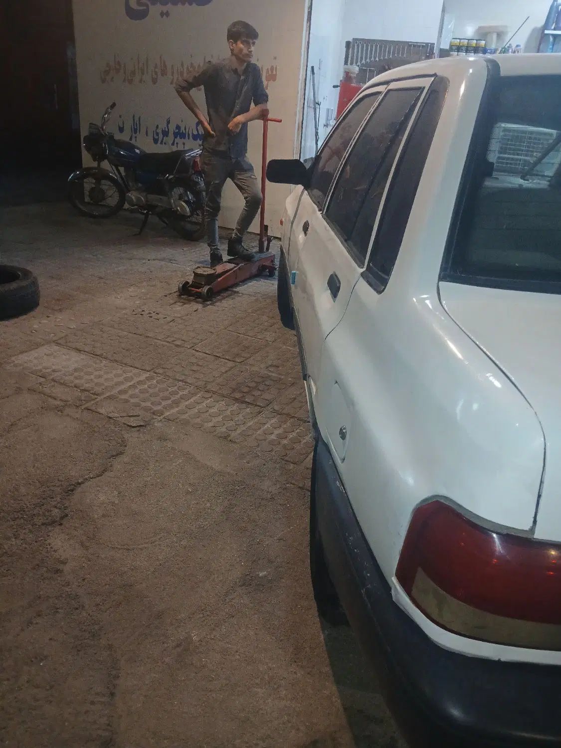 پراید 131 SE - 1392