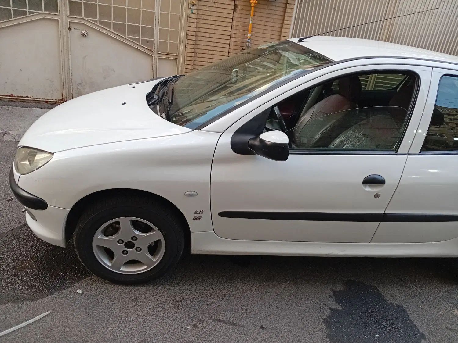 پژو ۲۰۶ صندوق دار v8 - 1394