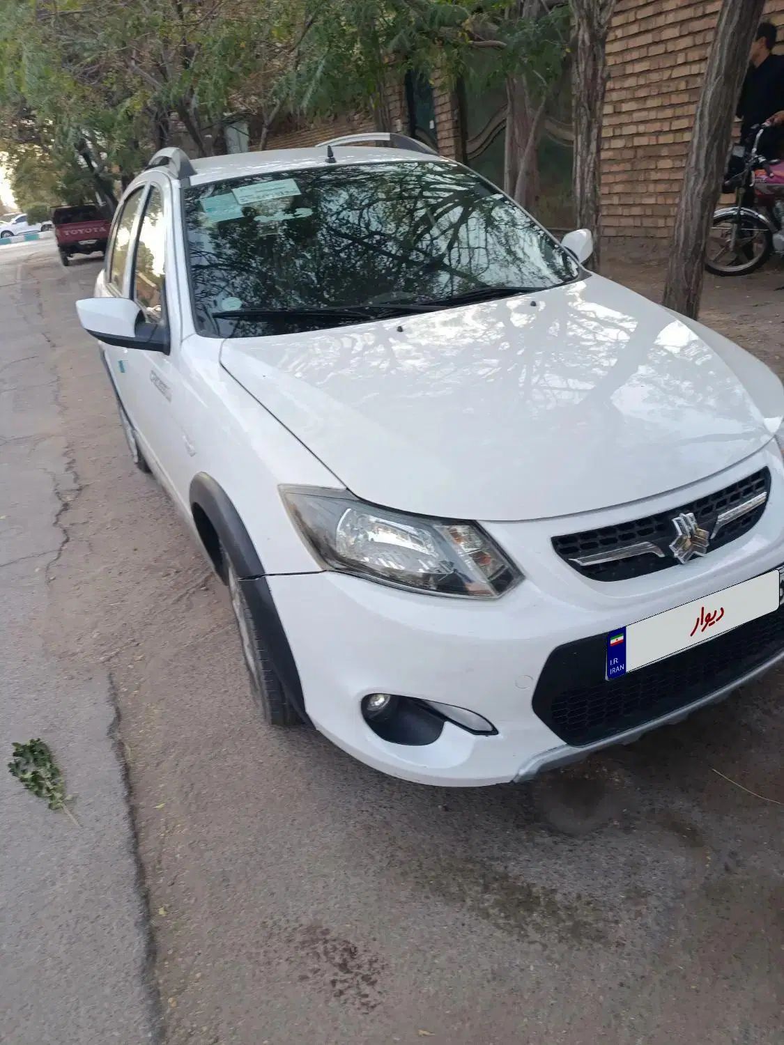 خودرو کوییک، R آگهی ann_20522001