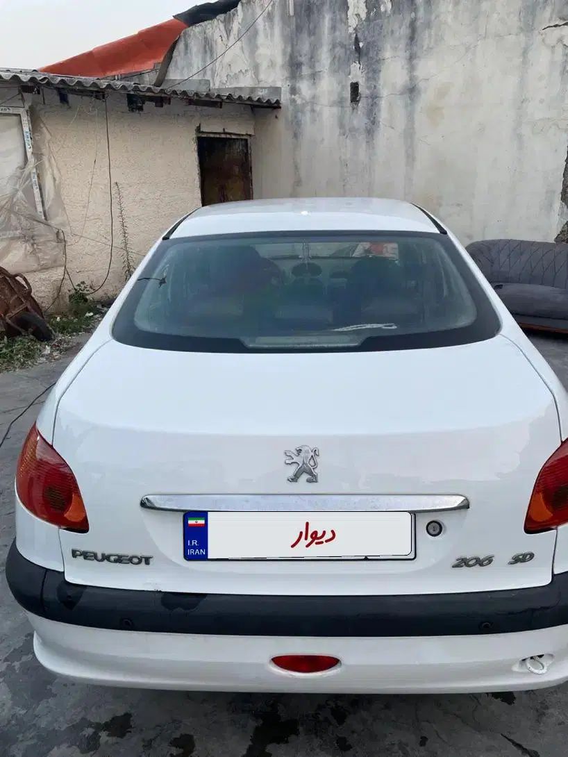 پژو ۲۰۶ صندوق دار v8 - 1393