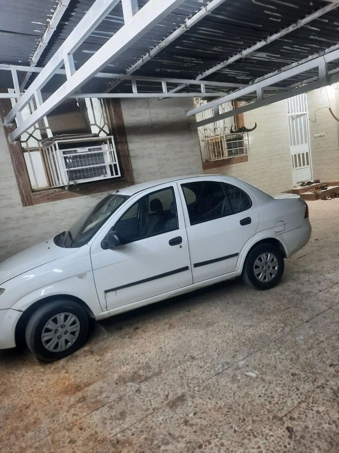 تیبا صندوق دار SX - 1401
