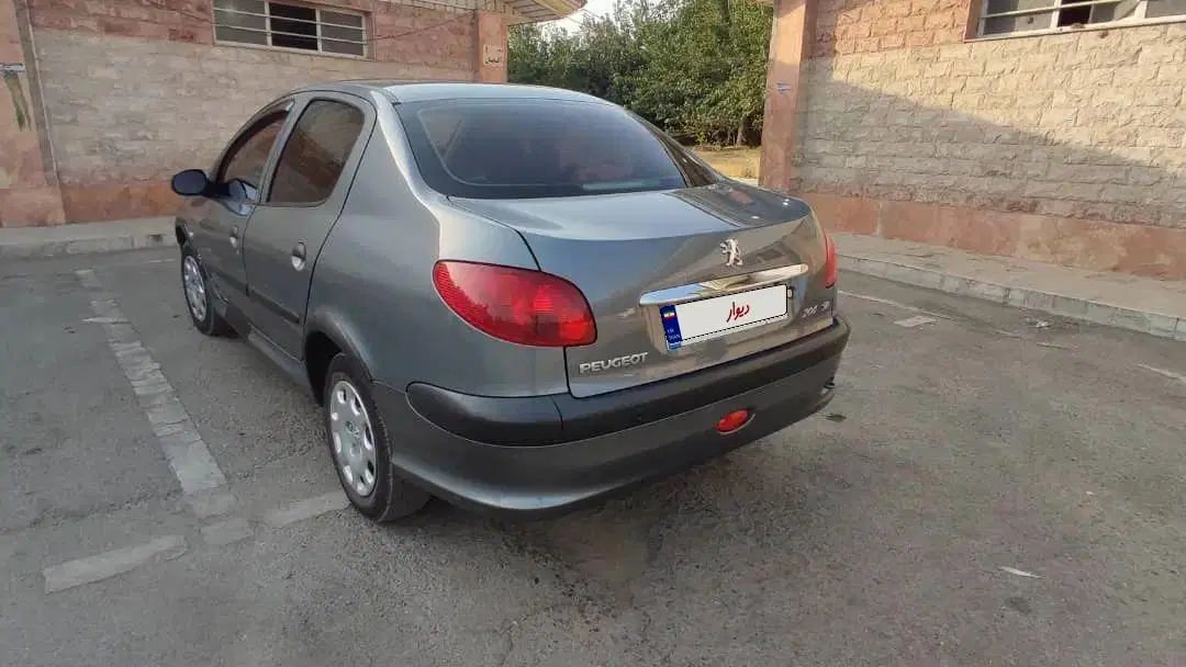 پژو ۲۰۶ صندوق دار v8 - 1399