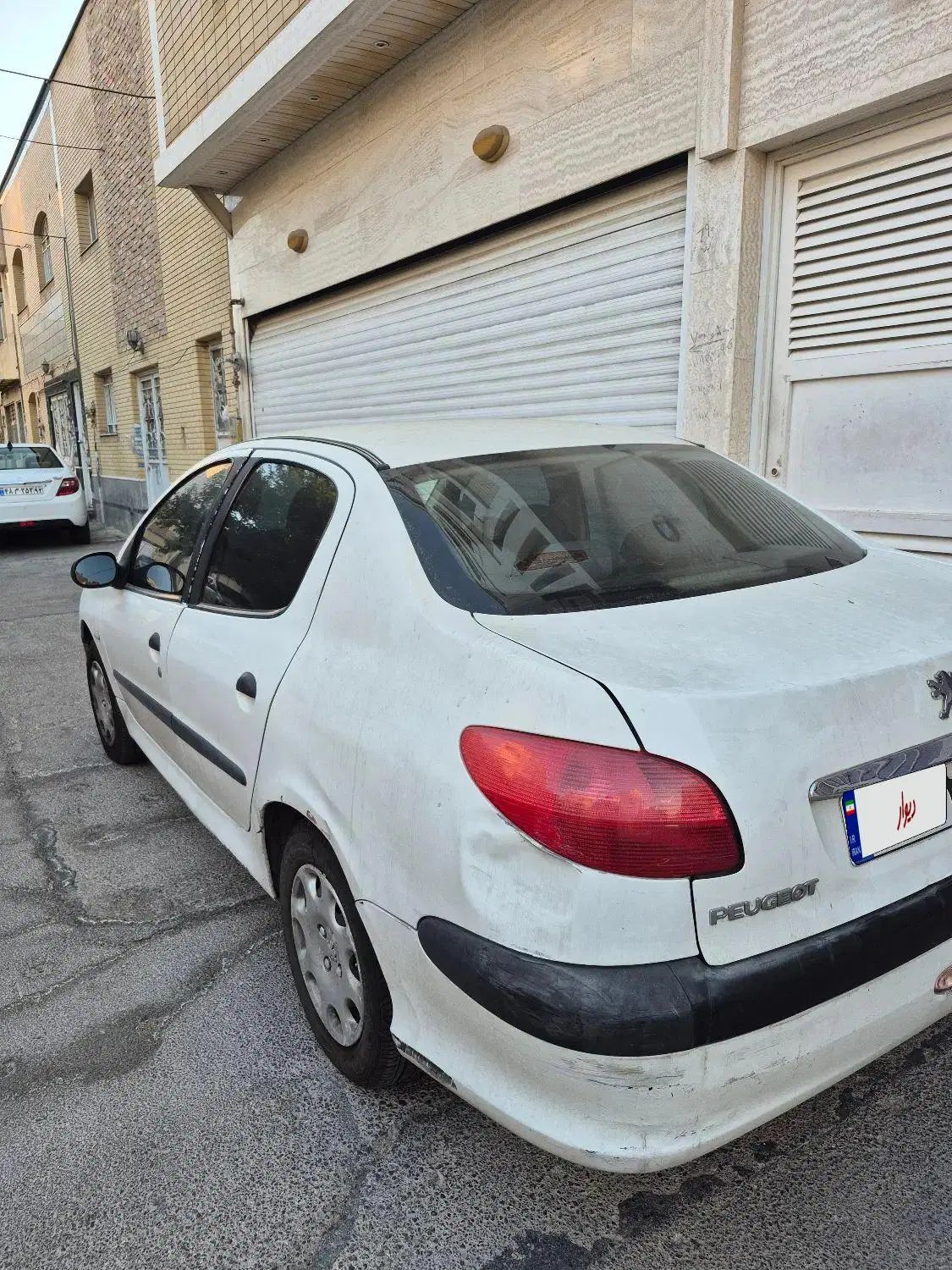 پژو ۲۰۶ صندوق دار v8 - 1389