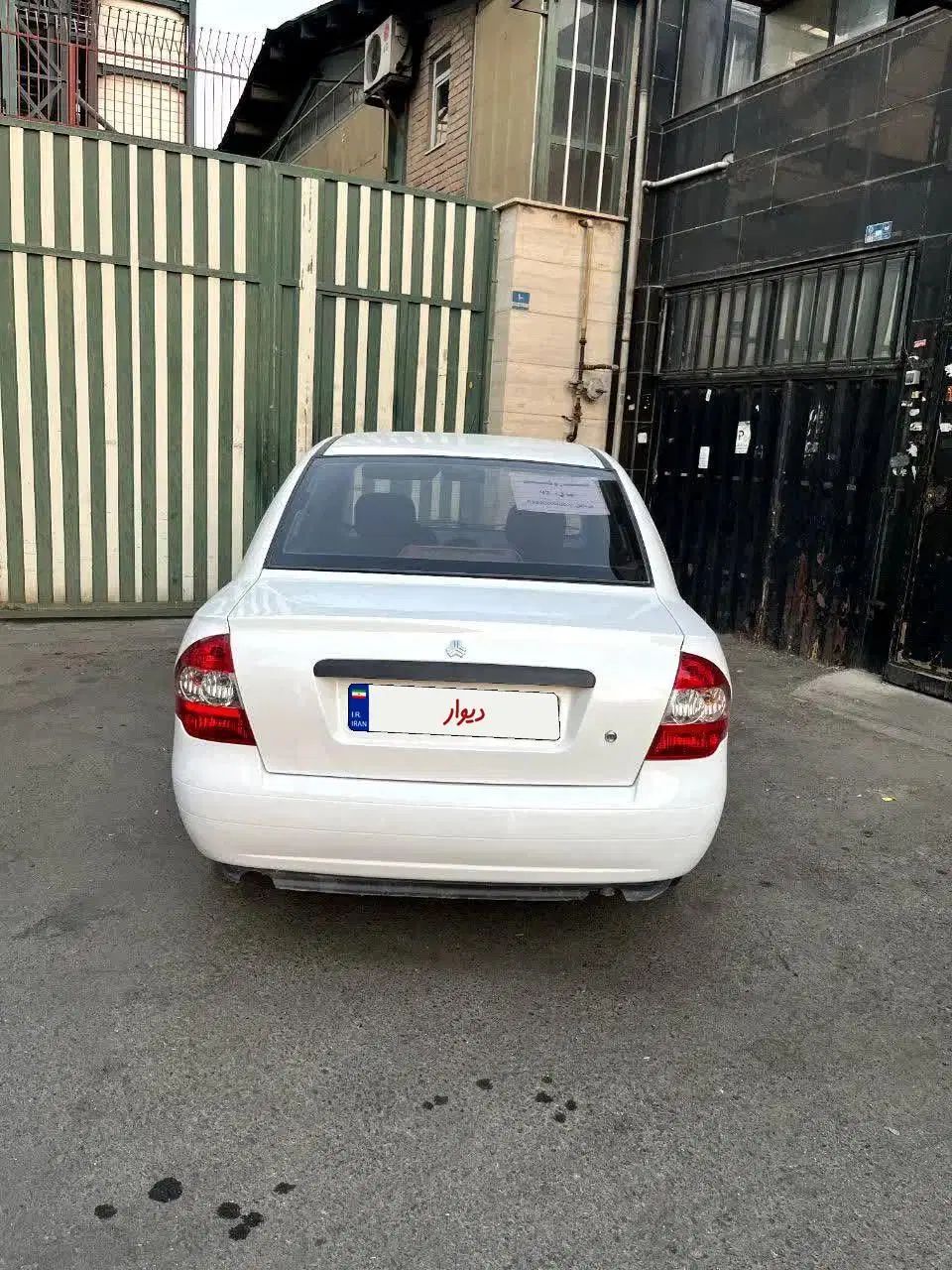 تیبا صندوق دار SX - 1392