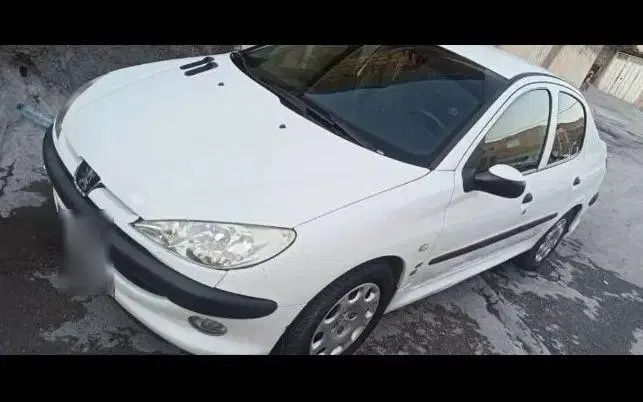پژو ۲۰۶ صندوق دار v8 - 1396