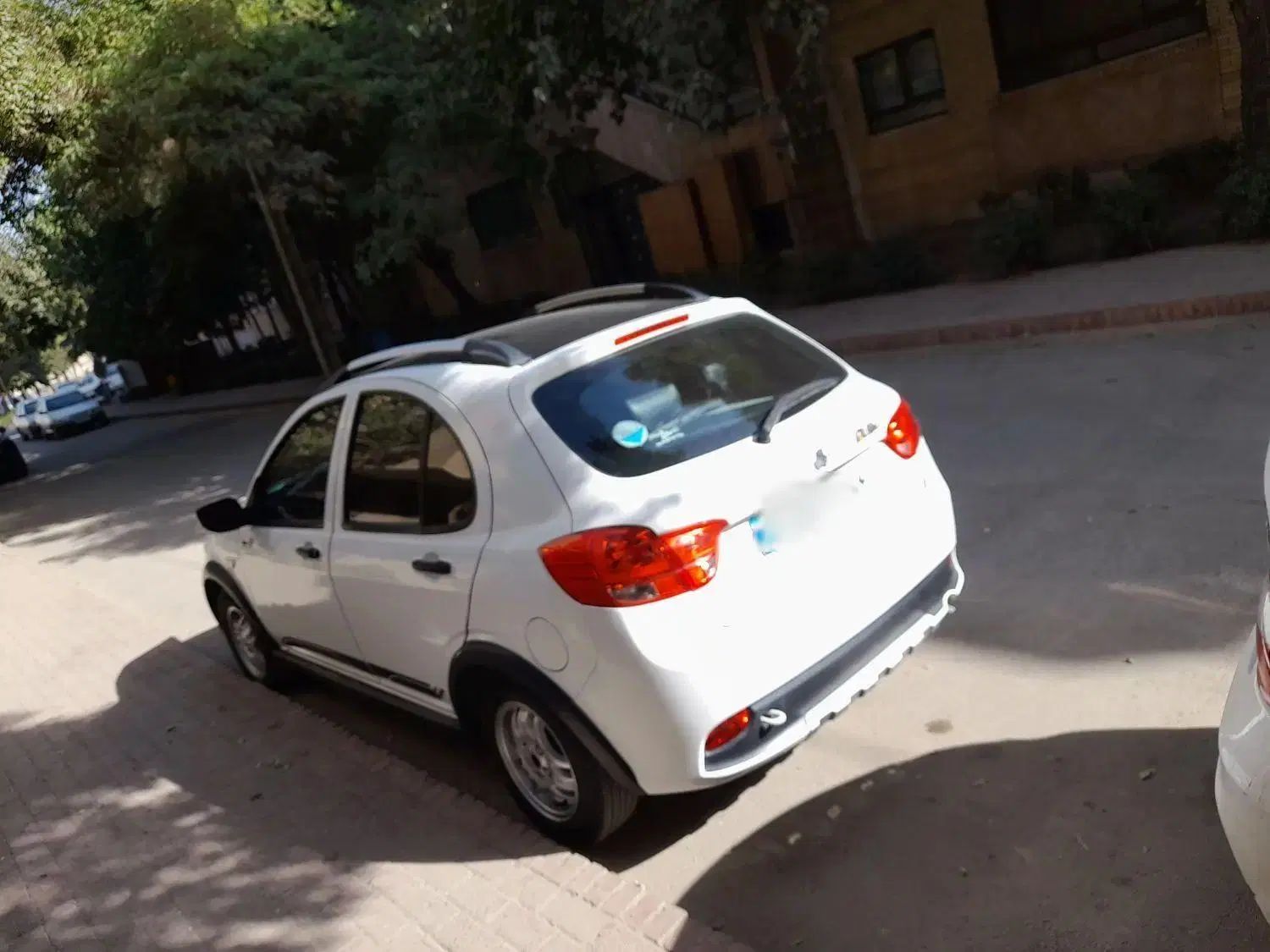 خودرو کوییک، R آگهی ann_20523670