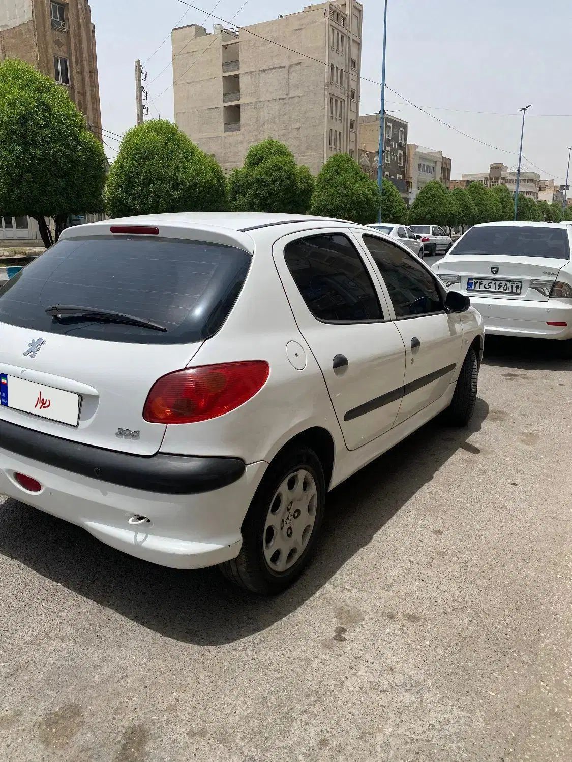 پژو 206 تیپ 5 - 1396