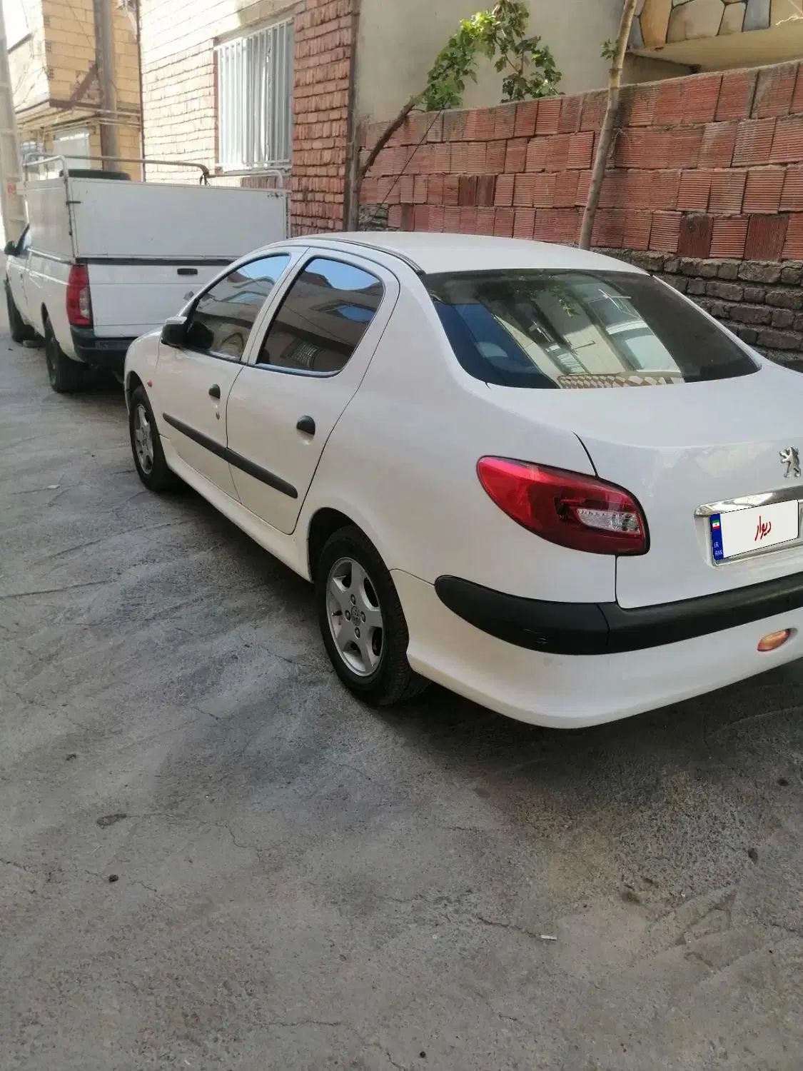 پژو ۲۰۶ صندوق دار v8 - 1389
