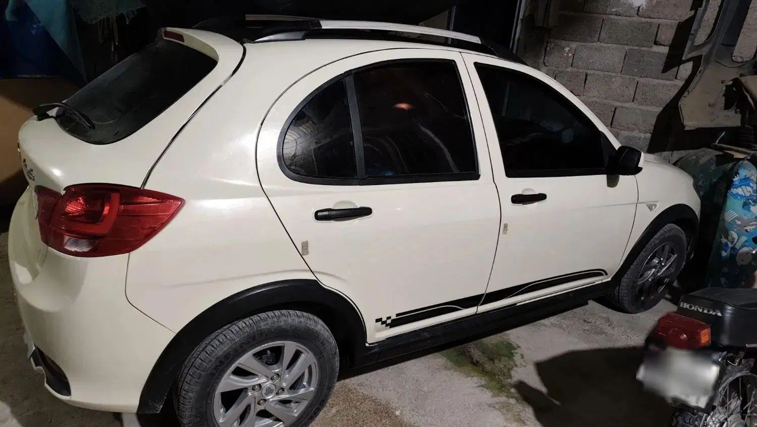 خودرو کوییک، R آگهی ann_20524087
