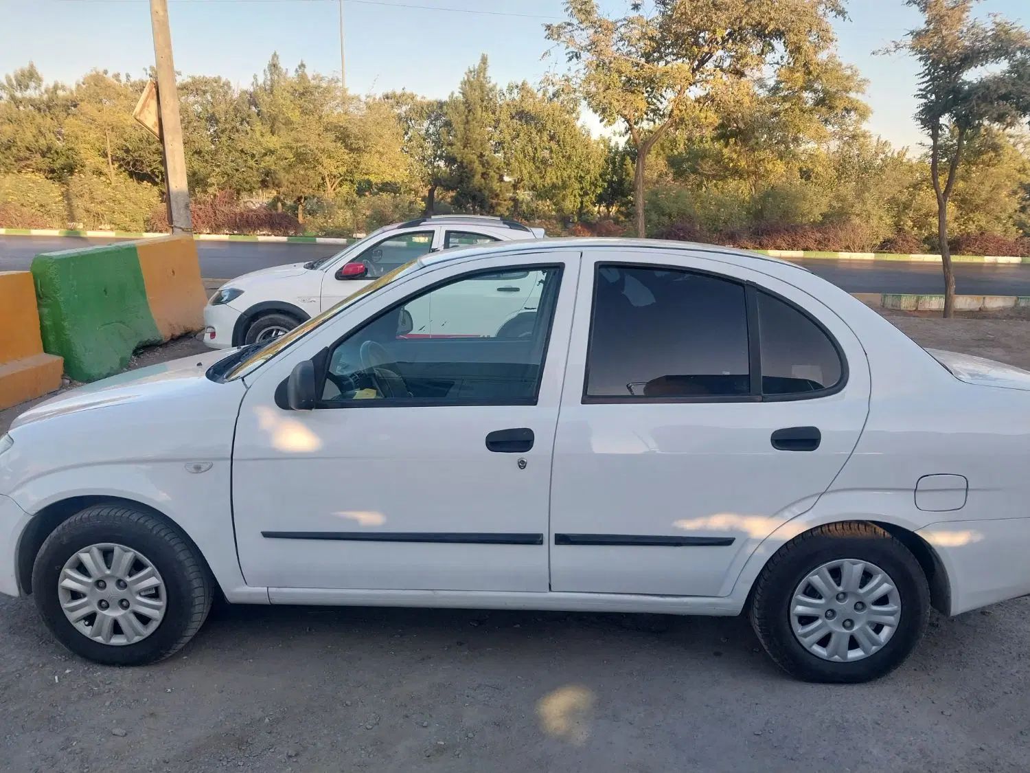 تیبا صندوق دار SX - 1401