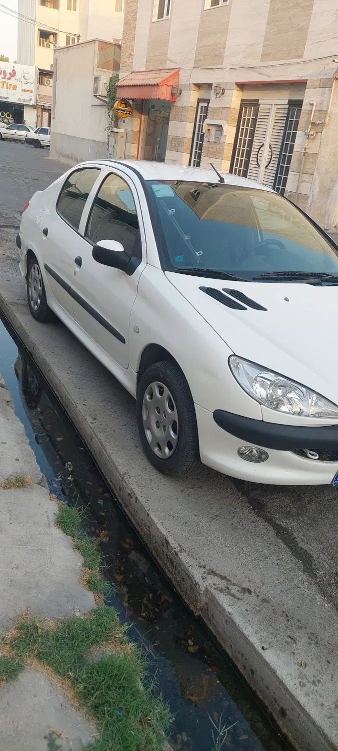 پژو ۲۰۶ صندوق دار v8 - 1395