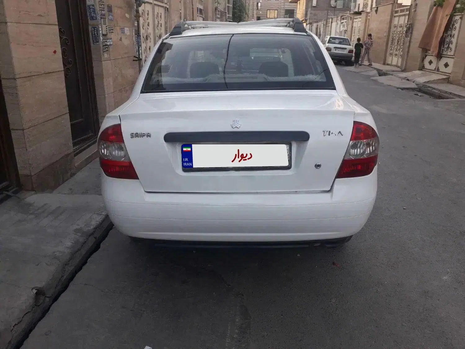 تیبا صندوق دار SX - 1392