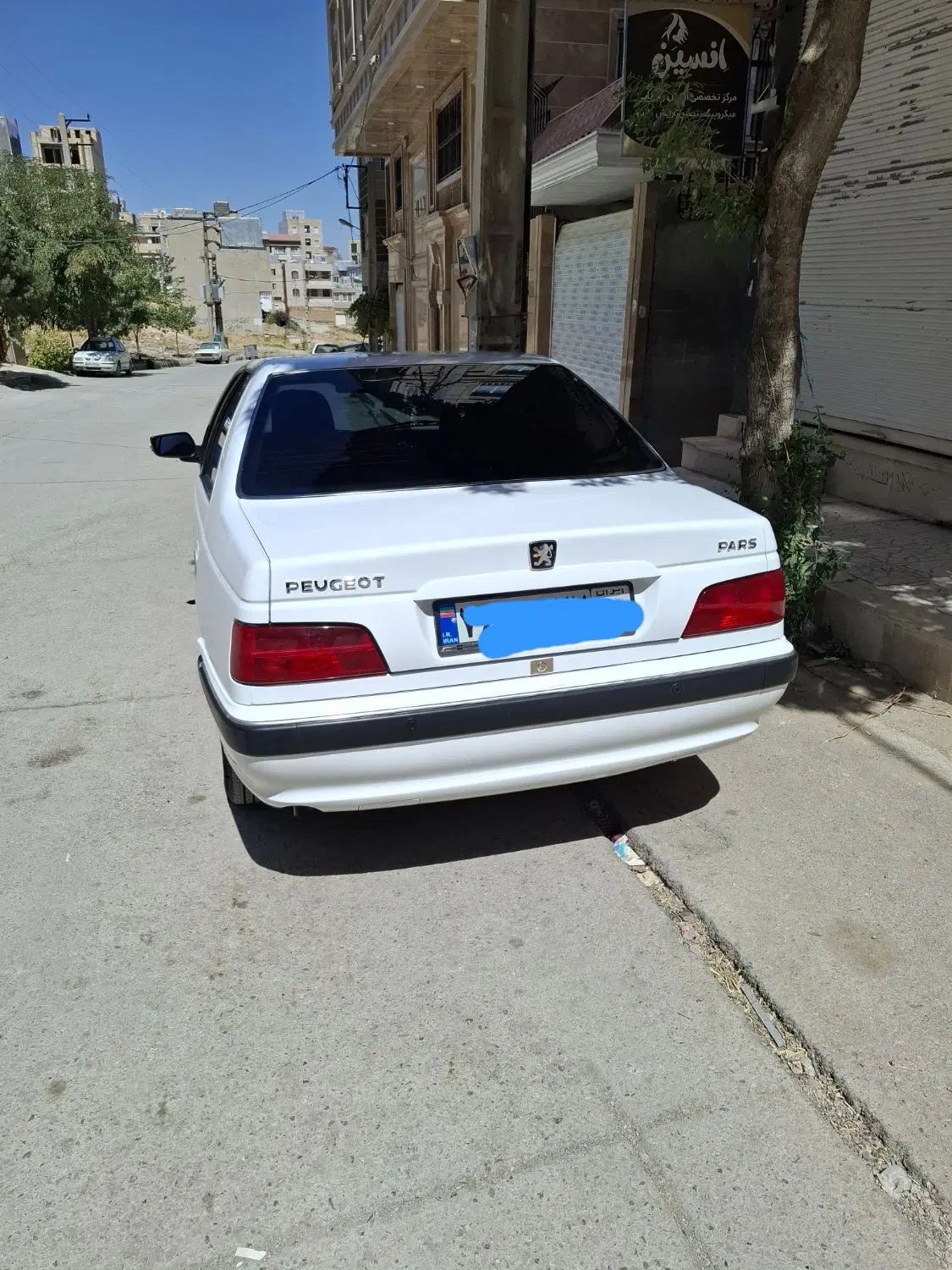 پژو پارس XU7P - 1402
