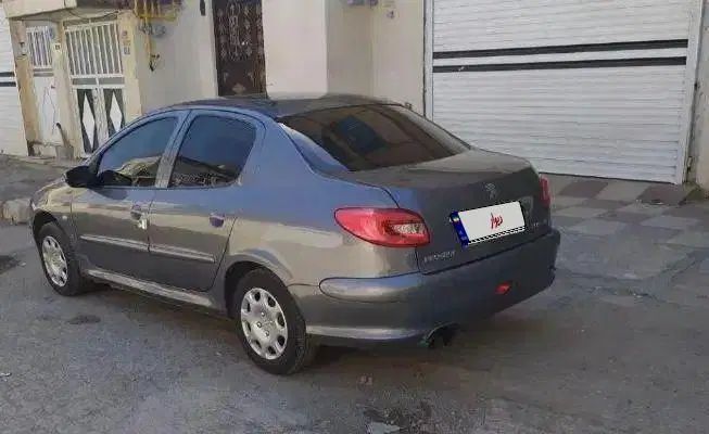 پژو ۲۰۶ صندوق دار v8 - 1393