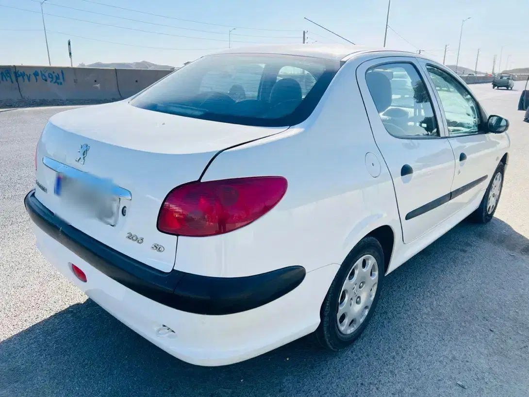 پژو ۲۰۶ صندوق دار v8 - 1398