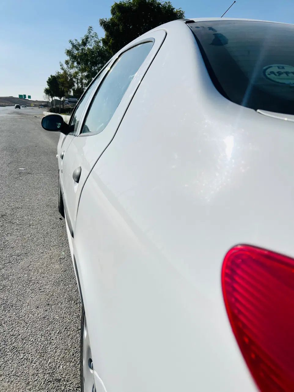پژو ۲۰۶ صندوق دار v8 - 1398