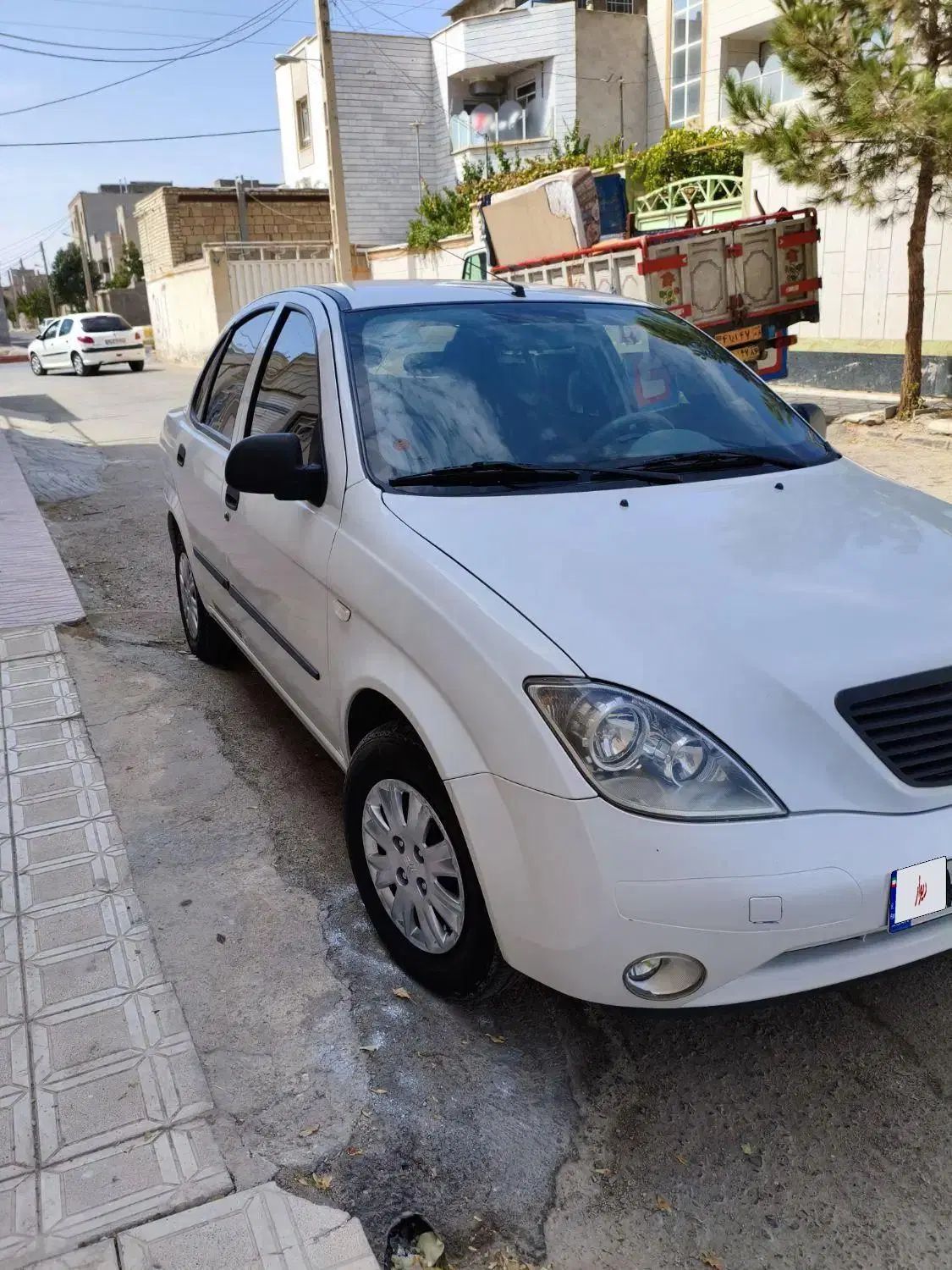 تیبا صندوق دار SX - 1399
