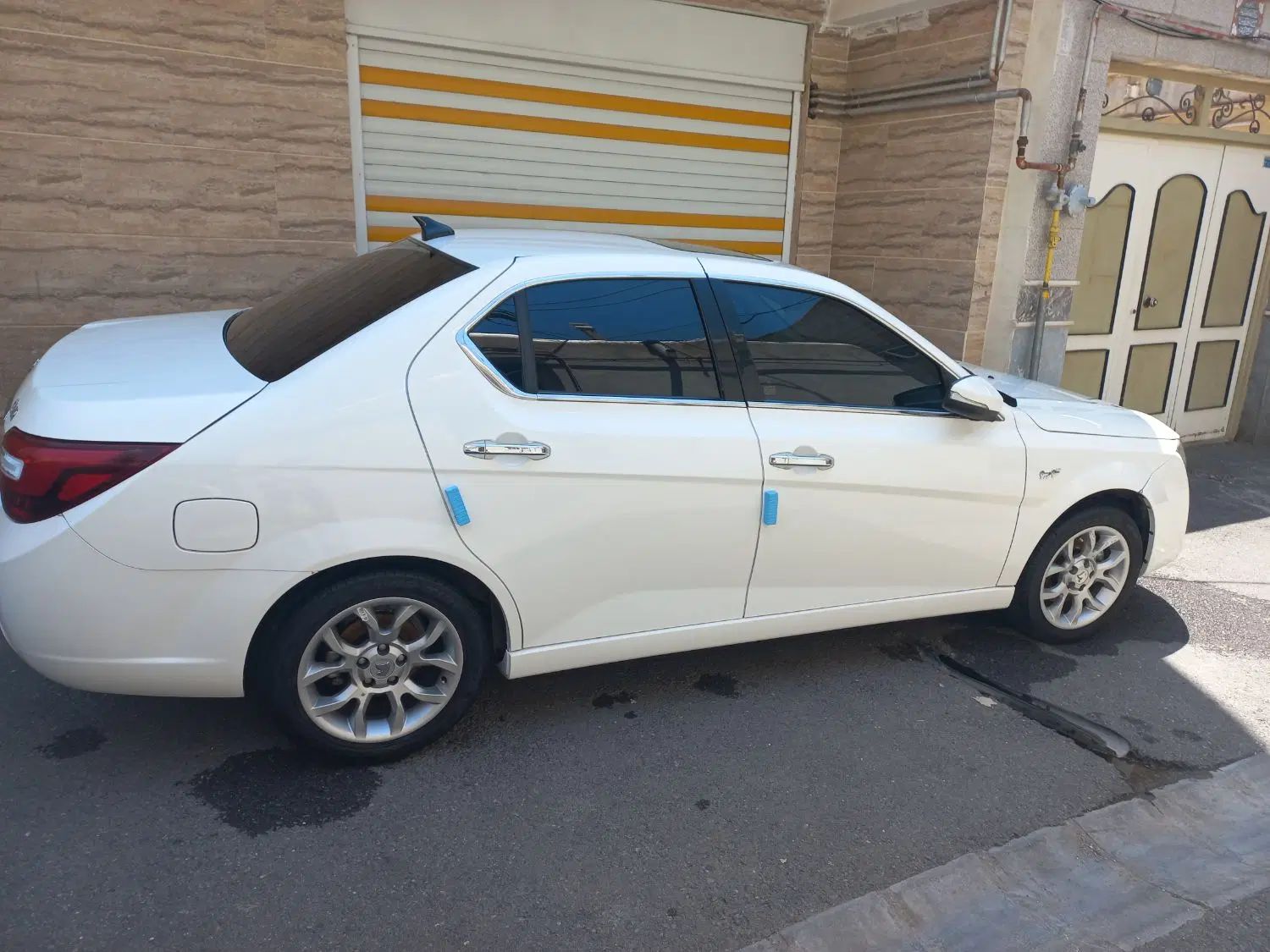 دنا پلاس توربو 6 دنده - 1401