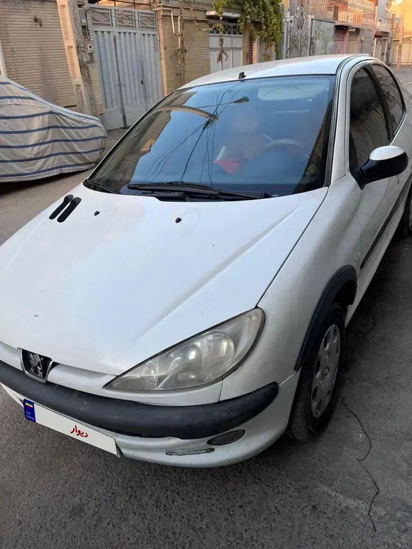 پژو ۲۰۶ صندوق دار v8 - 1390