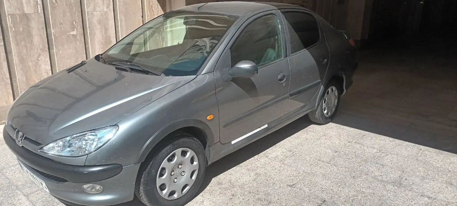 پژو ۲۰۶ صندوق دار v8 - 1386