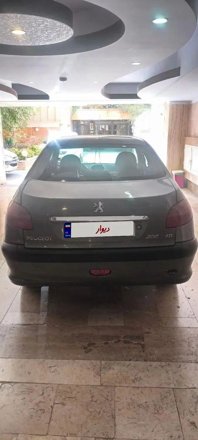 پژو ۲۰۶ صندوق دار v8 - 1386