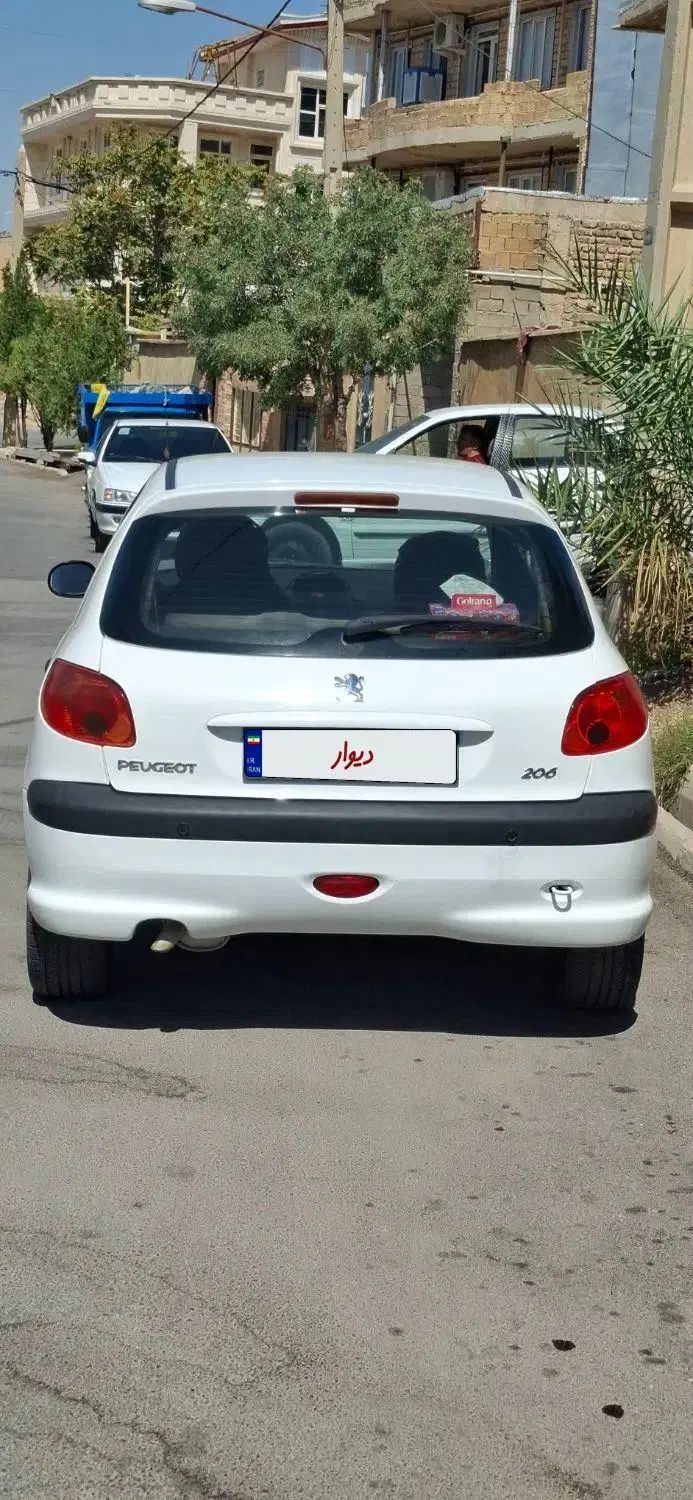 پژو 206 تیپ 2 - 1395