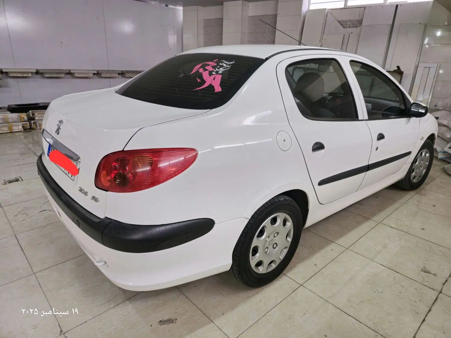 پژو ۲۰۶ صندوق دار v8 - 1396