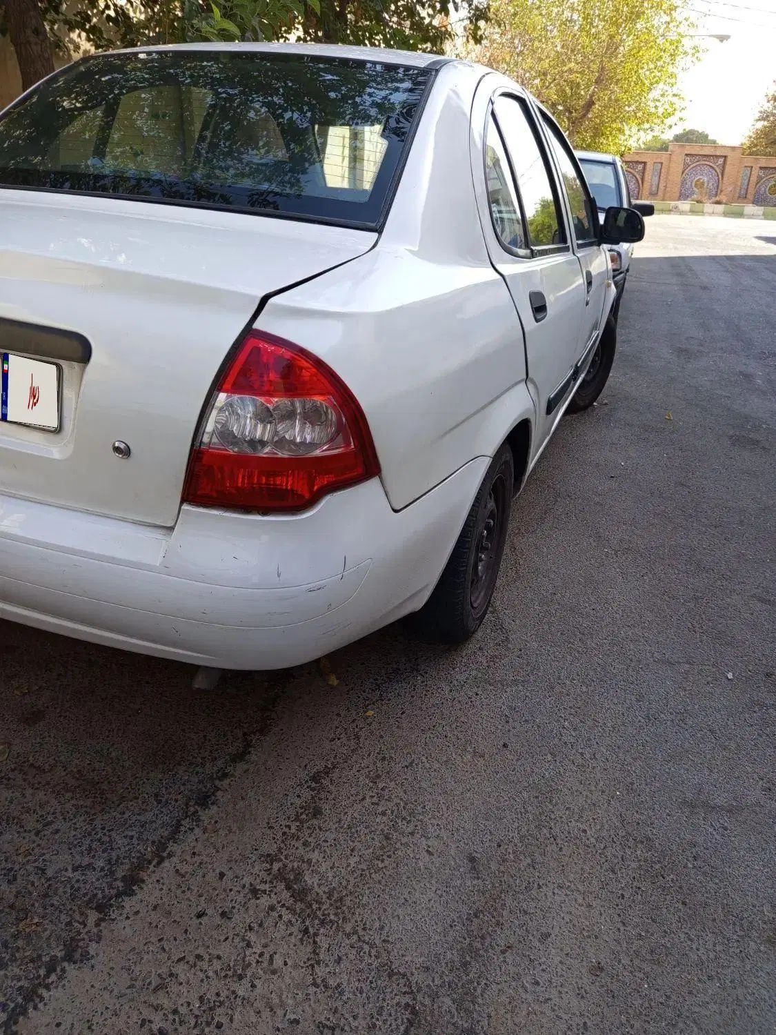 تیبا صندوق دار LX - 1394