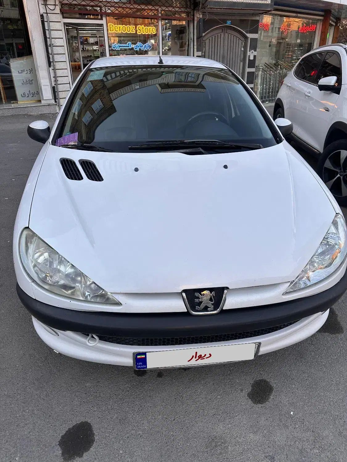 پژو ۲۰۶ صندوق دار v8 - 1398