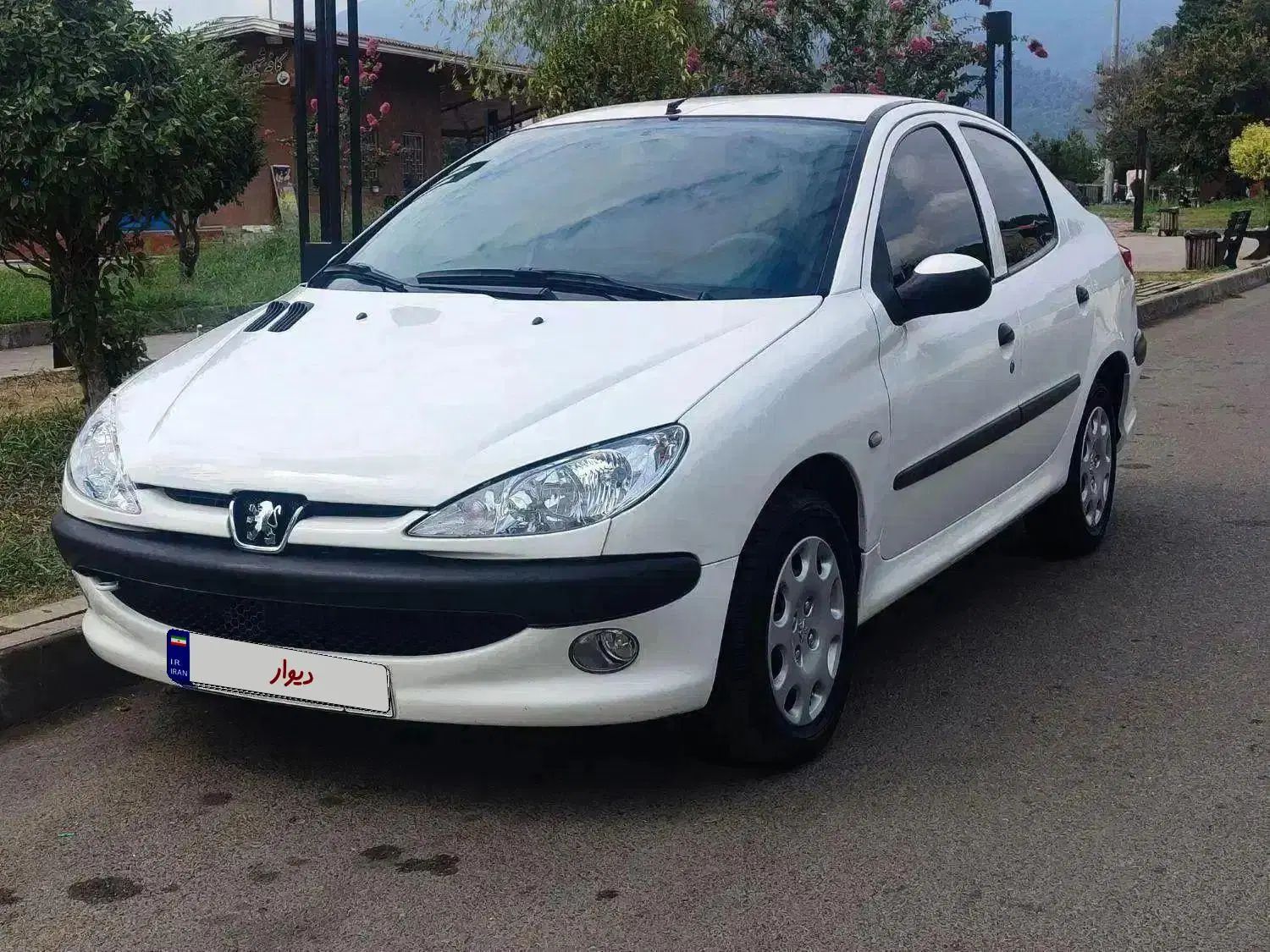 پژو ۲۰۶ صندوق دار v8 - 1397