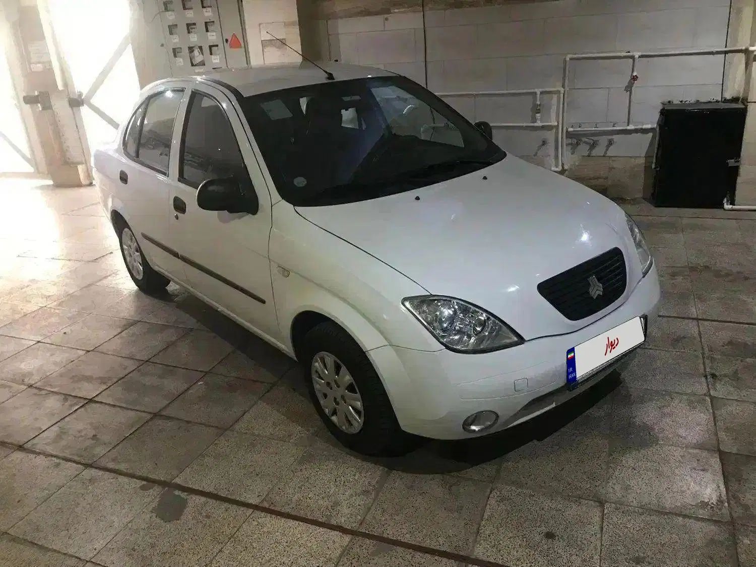 تیبا صندوق دار SX - 1400