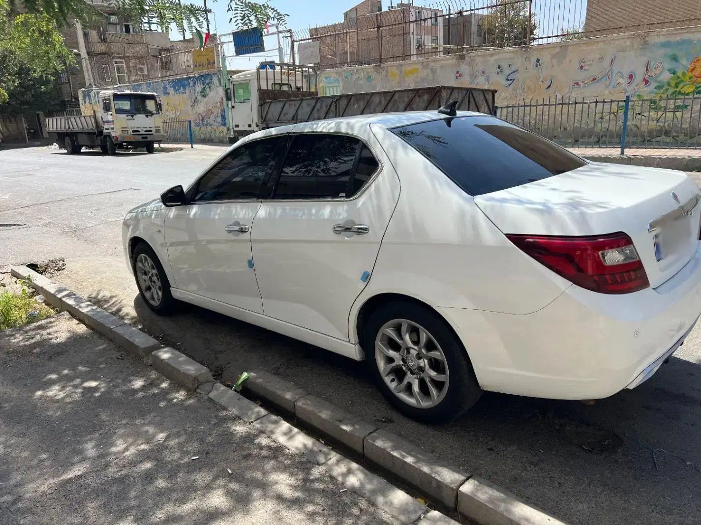 دنا پلاس توربو ۵ دنده 4 ایربگ - 1401