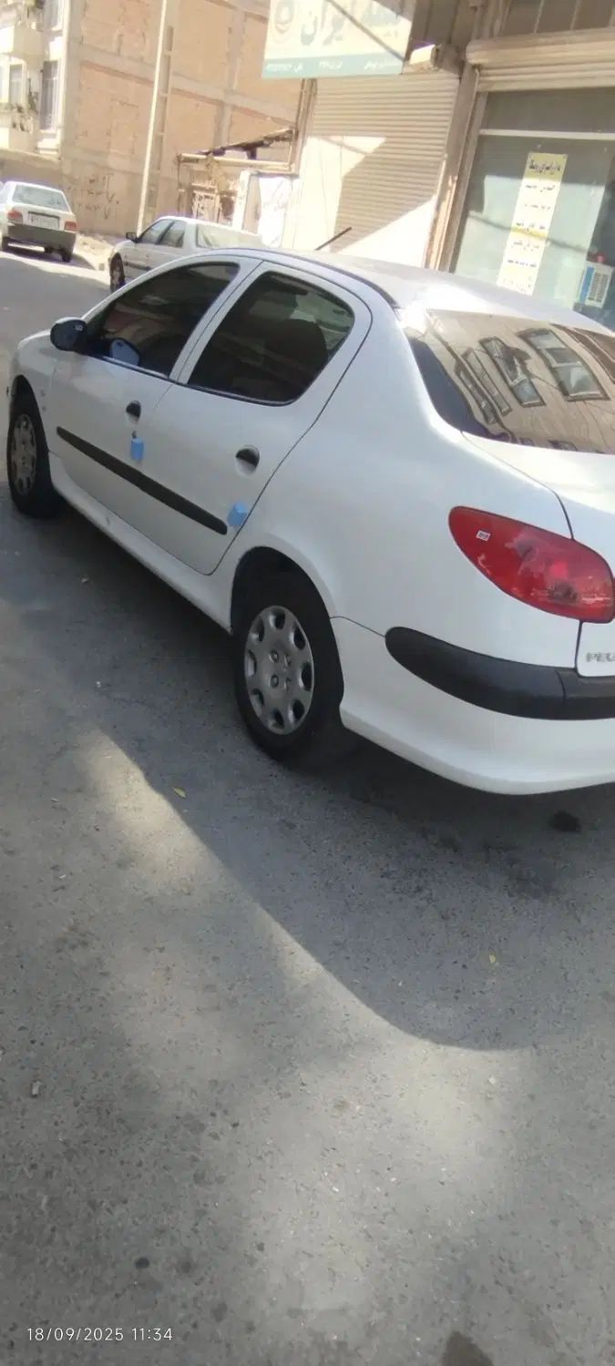 پژو ۲۰۶ صندوق دار v8 - 1397