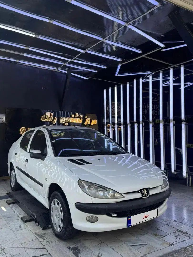 پژو ۲۰۶ صندوق دار v8 - 1392