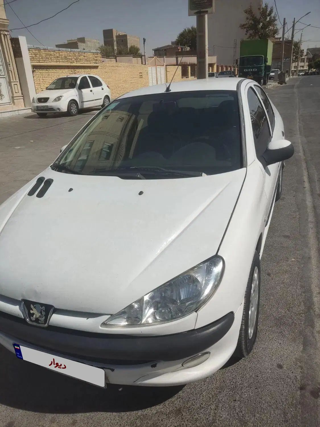 پژو ۲۰۶ صندوق دار v8 - 1390