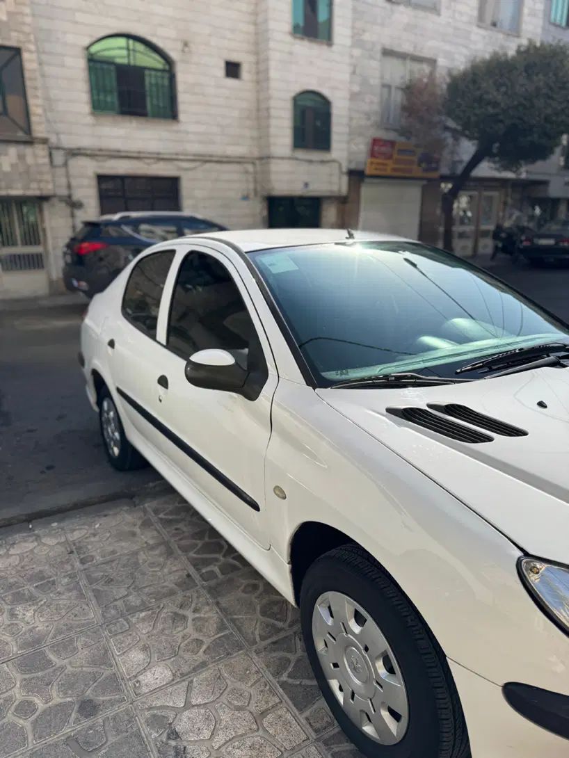 پژو ۲۰۶ صندوق دار v8 - 1398